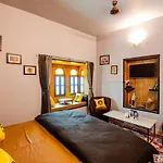 The Hosteller Jodhpur, Old